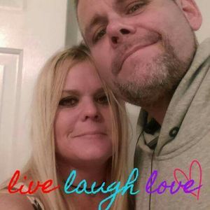 Meet your Posher, Dustin